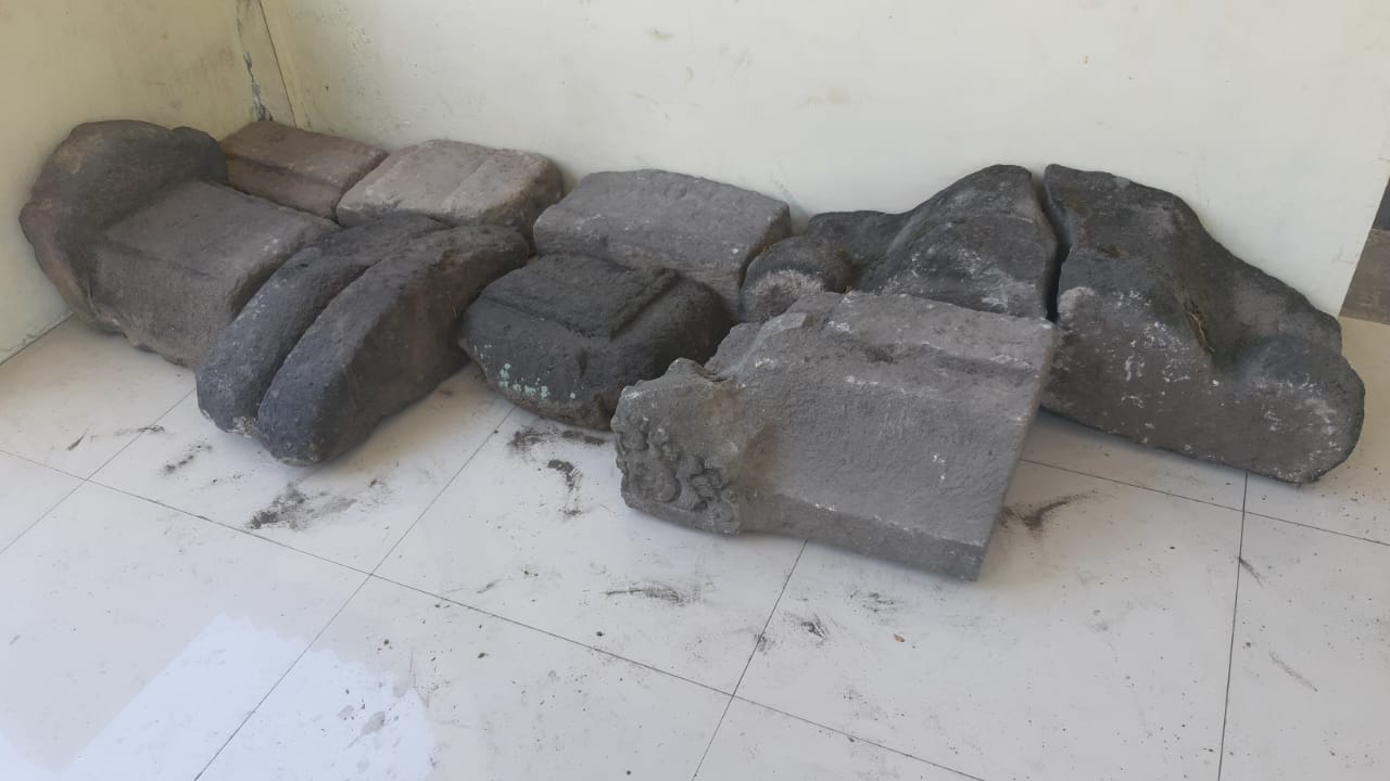 Sejumlah artefak yang ditemukan di Kecamatan Karangnongko. Foto: klatenkab.go.id