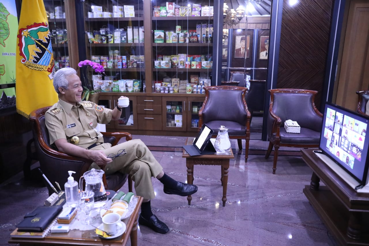 Gubernur Jawa Tengah, Ganjar Pranowo saat membuka DFC secara daring. Foto: Humas Jateng
