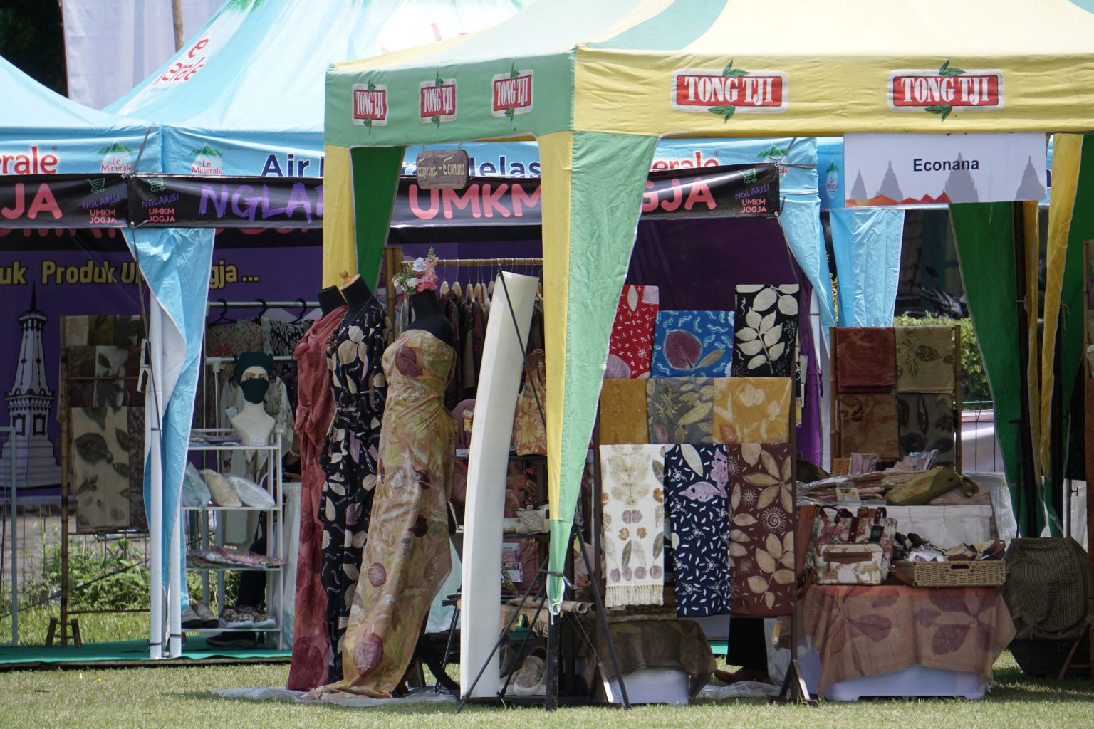 Salah satu tenda UMKM di Pujafest 2021 di Candi Prambanan. Foto: Diskominfo Klaten