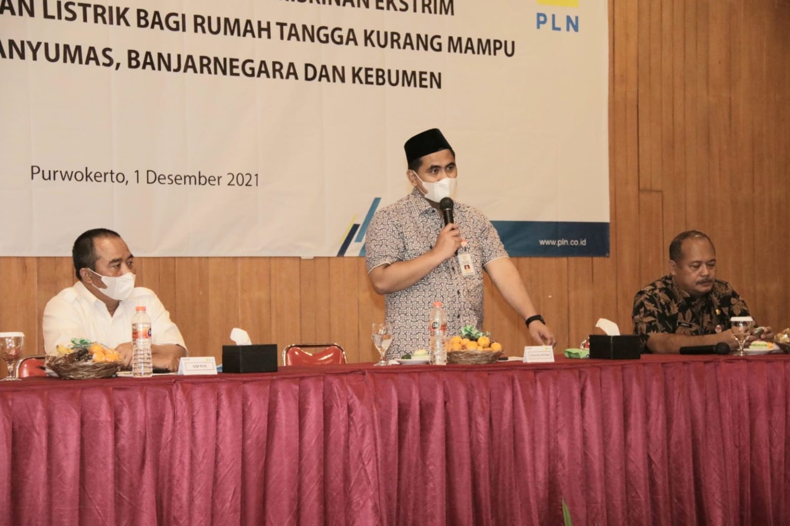 Wakil Gubernur Jawa Tengah, Taj Yasin Maimoen saat rapat koordinasi Penanggulangan Kemiskinan Ekstrem. Foto: Humas Jateng