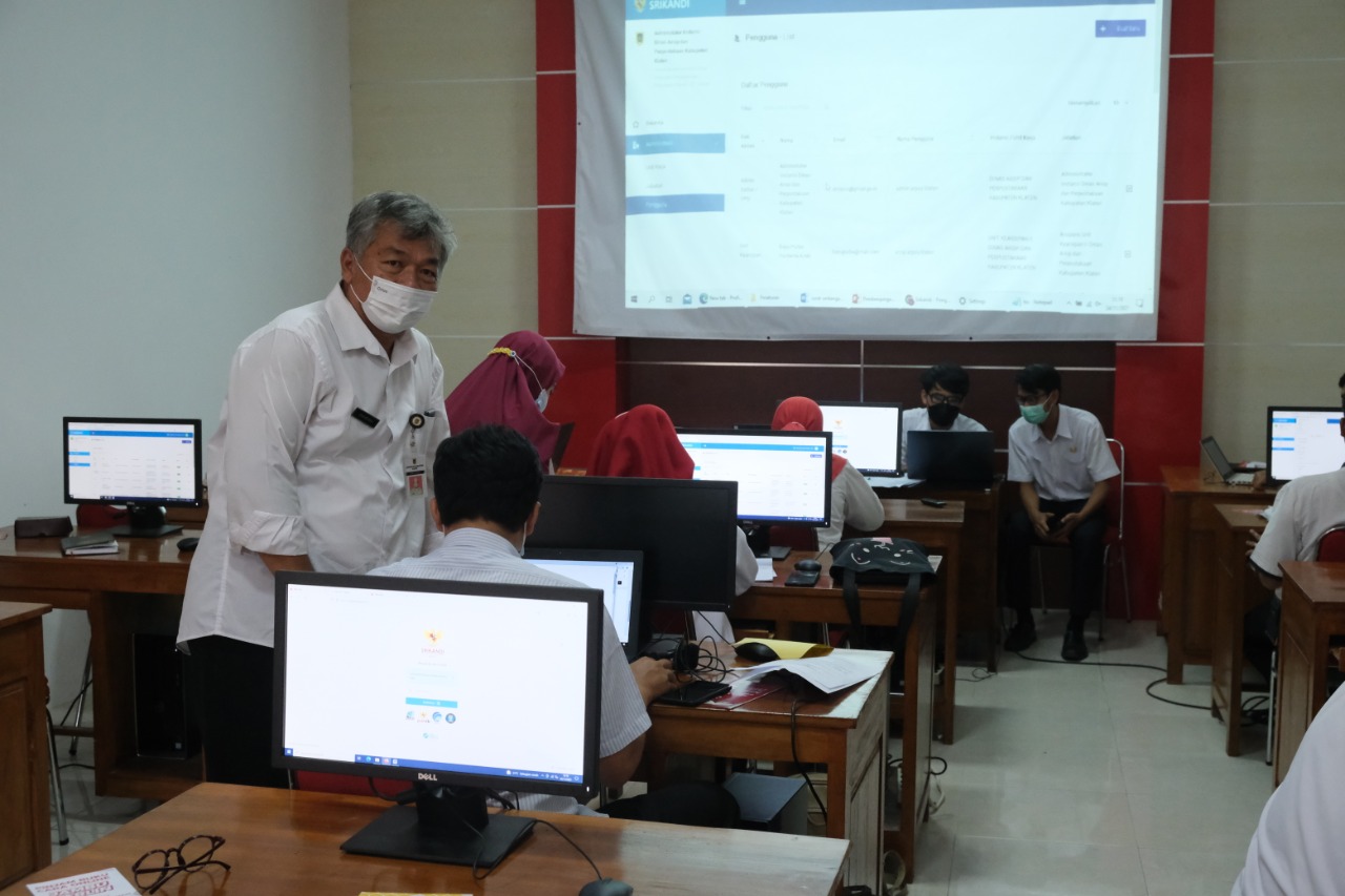 Pelatihan penggunaan Aplikasi Srikandi oleh OPD Pemkab Klaten. Foto: klatenkab.go.id