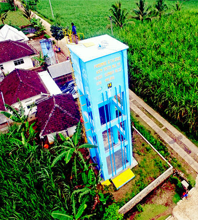 Bangunan tower penampungan air pogram Pamsimas. Foto: pamsimas.org