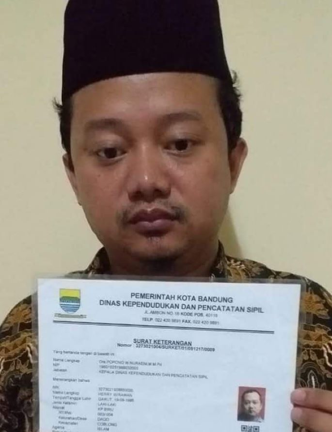 Herry Wirawan, pemerkosa 12 santriwati di Bandung, Jabar. Foto: Facebook Kyai Matdon