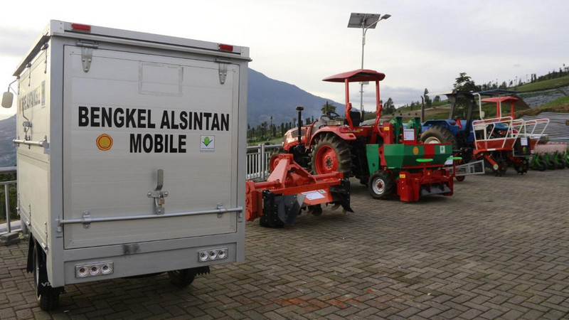 Berbagai alsintan yang dikerahkan Balitbangtan Kementan untuk pengembangan kawasan food estate di Temanggung, Jateng. Foto: Balitbangtan Kementan
