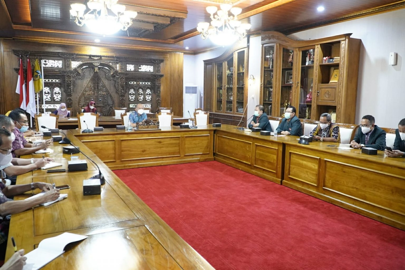 Bupati Jepara, Dian Kristiandi saat beraudiensi dengan IDI Jepara. Foto: masandijepara.id