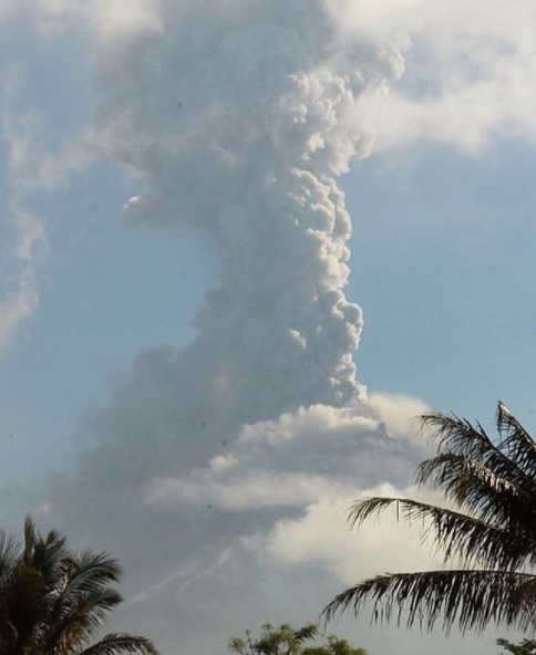 Erupsi Gunung Merapi 2019. Foto: posjateng.id/aziz