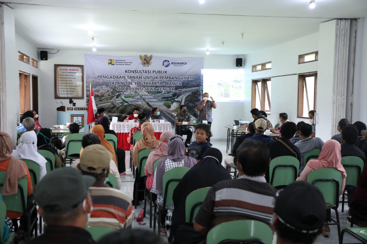 Konsultasi Publik di Balai Desa Gemawang, Kecamatan Jambu, Kabupaten Semarang. Foto: jatengprov.go.id