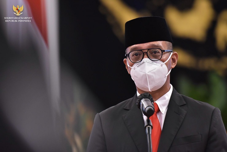 Gubernur Lemhanas, Andi Widjajanto saat pelantikan oleh Presiden Jokowi. Foto: twitter @setkabgoid