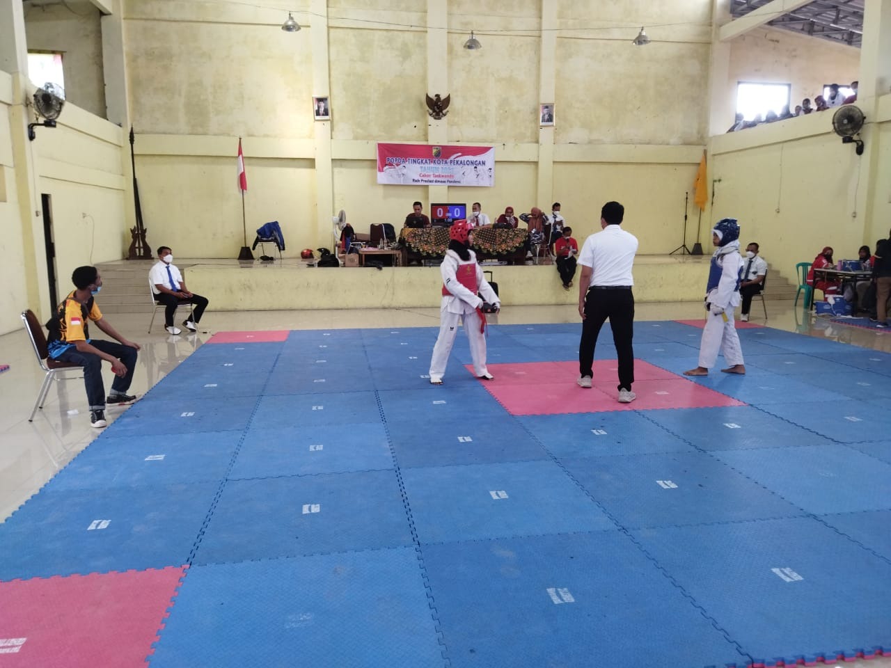 Persiapan atlat taekwondo Kota Pekalongan jelang PODA 2022. Foto: jatengprov.go.id