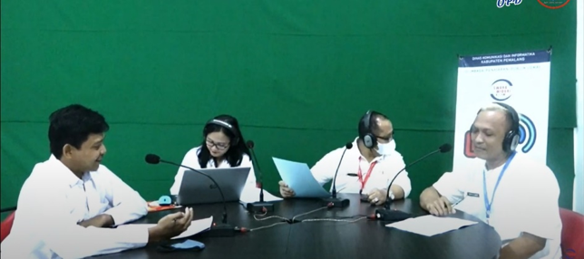 Sejumlah pejabat Pemkab Pemalang dalam acara youtube Radio Swara Widuri dengan tema Jelajah OPD Bersama Bappeda. Foto: tangkapan layar youtube Swara Widuri Pemalang