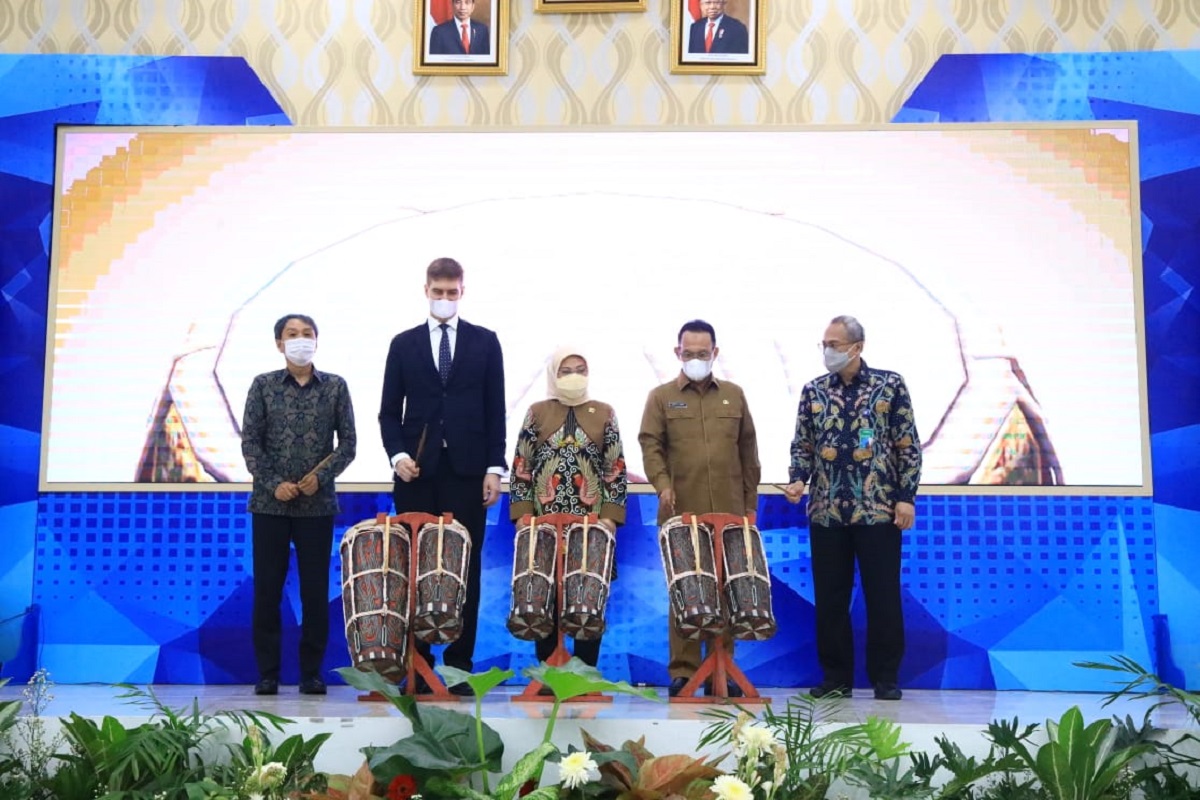 Penandatanganan kerja sama dengan Hinode Medical Walfare Group. Sumber: kemnaker.go.id