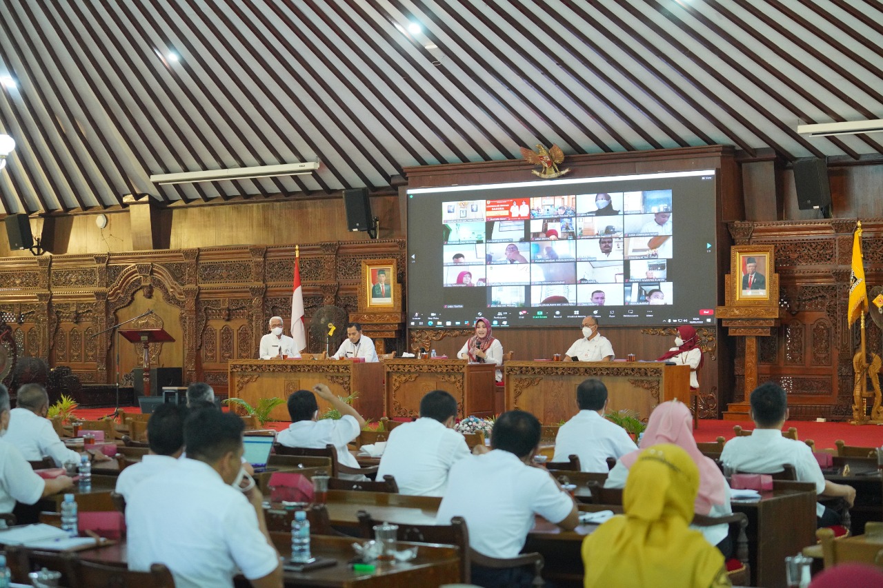 Dispendukcapil Klaten luncurkan Aplikasi ‘Sakura’ pada Rabu (18/5). Foto: Diskominfo Klaten