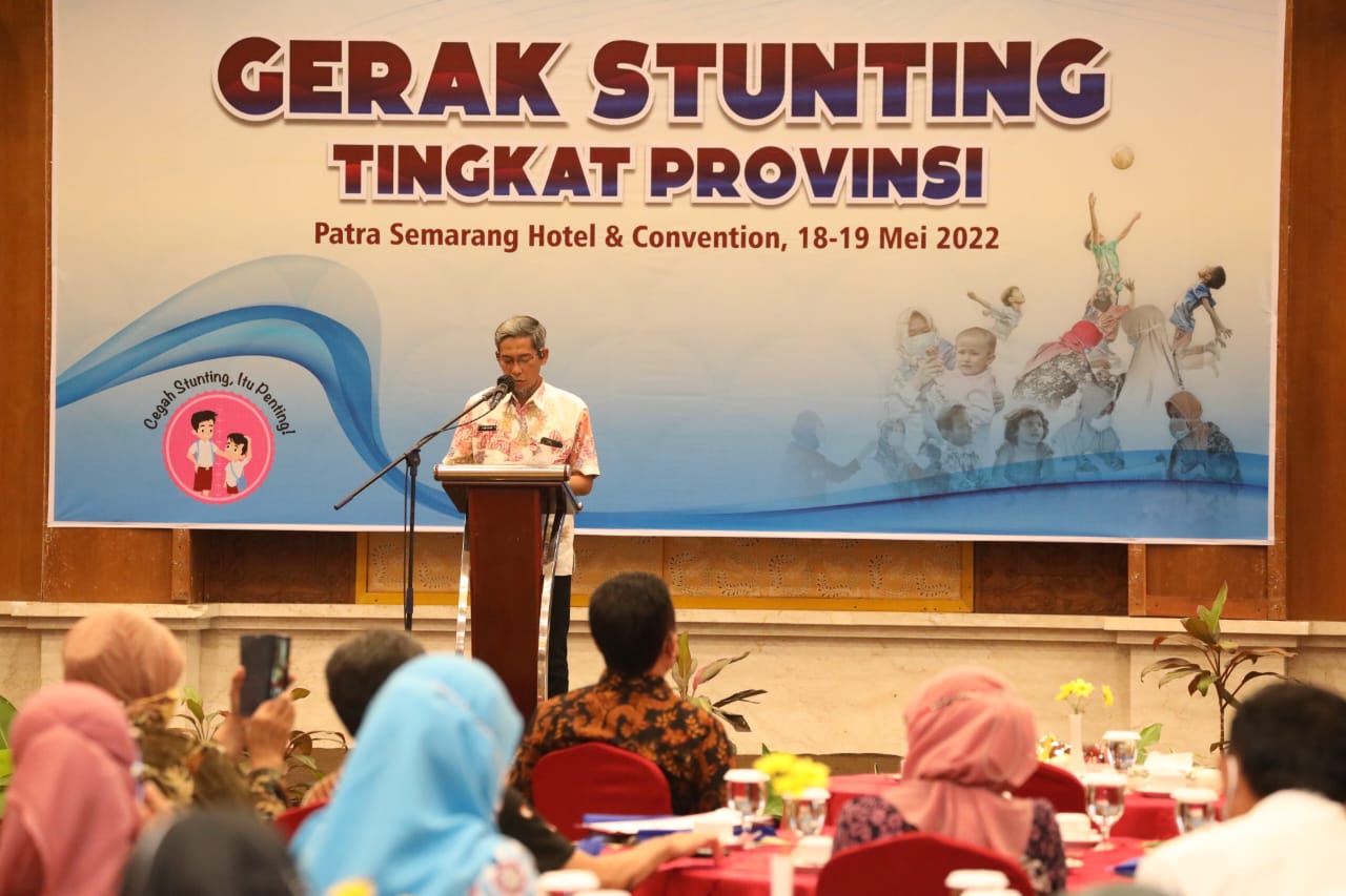 Sekretaris Daerah Jateng, Sumarno saat membuka rapat Gerak Stunting Tingkat Provinsi Jateng. Foto: jatengprov.go.id