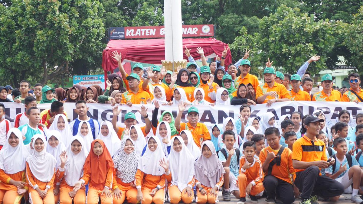 Pencanangan Siswa Peduli Lingkungan yang digelar DLHK Klaten. Foto: klatenkab.go.id