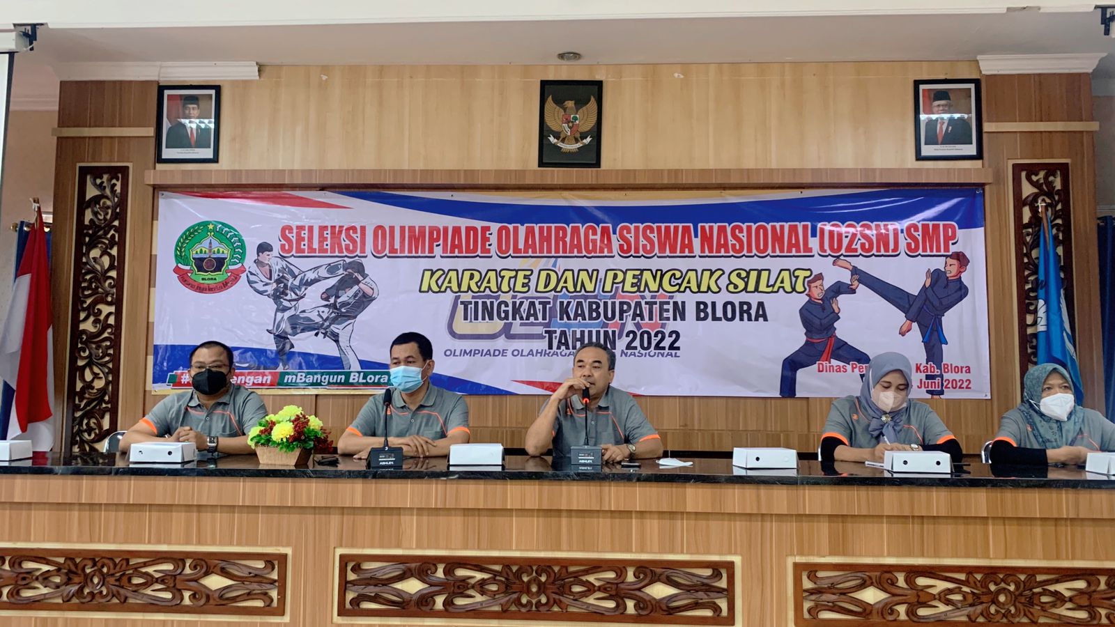 Acara pembukaan Seleksi Olimpiade Olahraga Siswa Nasional (O2SN) jenjang SMP sederajat se-Kabupaten Blora tahun 2022. Sumber: blorakab.go.id