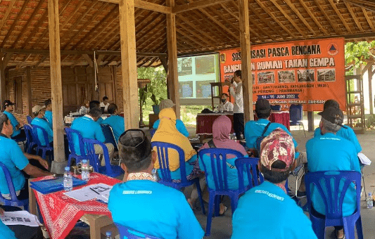 Sosialisasi pascabencana bangunan rumah tahan gempa yang digelar BPBD Klaten, Rabu (22/6). Sumber: Instagram BPBD Klaten