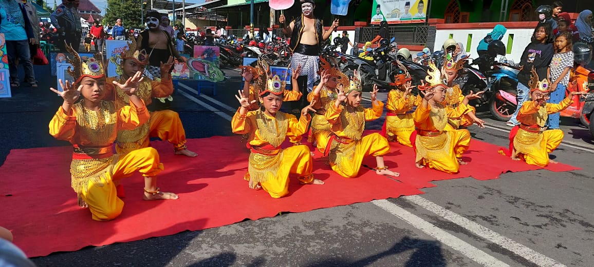 Pemkab Pemalang menyediakan ruang hiburan dan kreativitas masyarakat pada kegiatan CFD. Sumber foto: diskominfo.pemalangkab.go.id