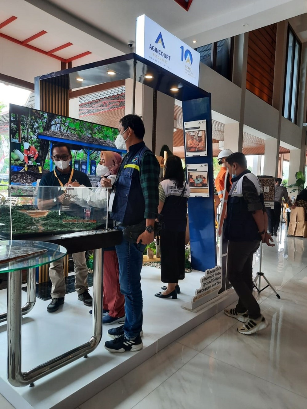 PT Agincourt Resources membuka stan di gelaran Women 20 (W20) Summit di Danau Toba, Parapat, Sumatra Utara, 18-21 Juli 2022. Foto: Dokumen PT Agincourt Resources