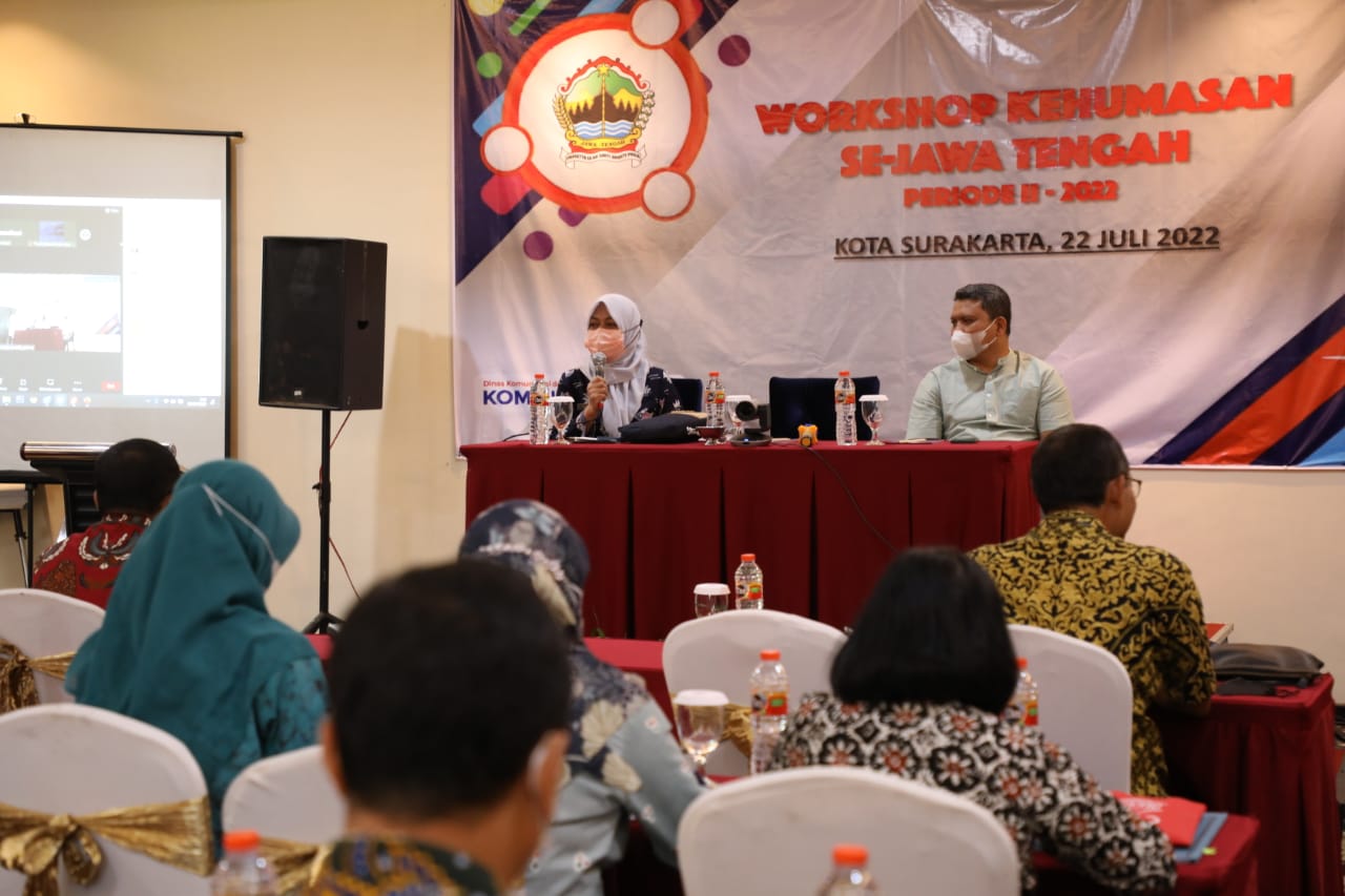 Aktivitas pelatihan pembuatan konten informasi publik di Workshop Kehumasan. Foto: jatengprov.go.id