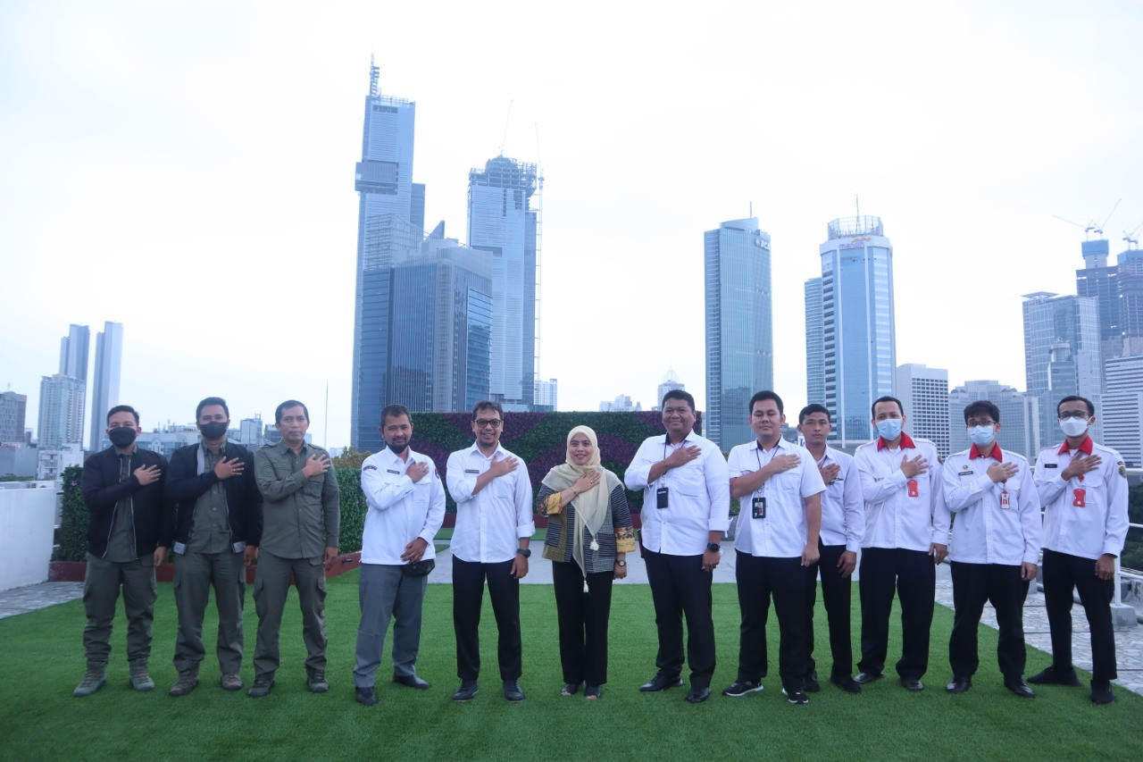 Tim Gugus Tugas Keamanan Siber SIPOL dan KPU RI saat berfoto bersama. Sumber: kpu.go.id