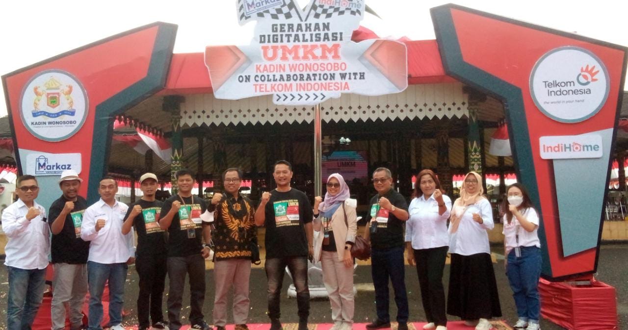 Pejabat Pemkab Wonosobo bersama petinggi Kadin dan Telkomsel. Foto: jatengprov.go.id