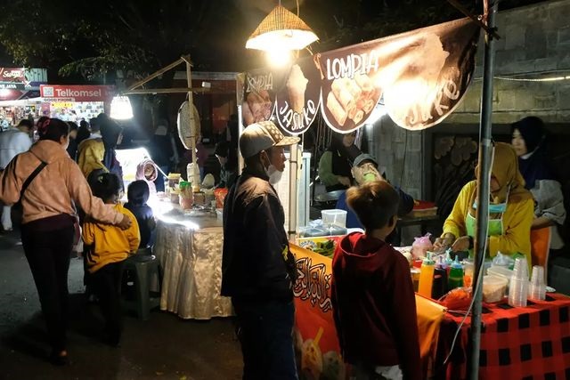 Bazar UMKM di Festival Wiwit Mbako Panen Kopi Temanggung. (Foto: instagram.com/pemkabtmg)