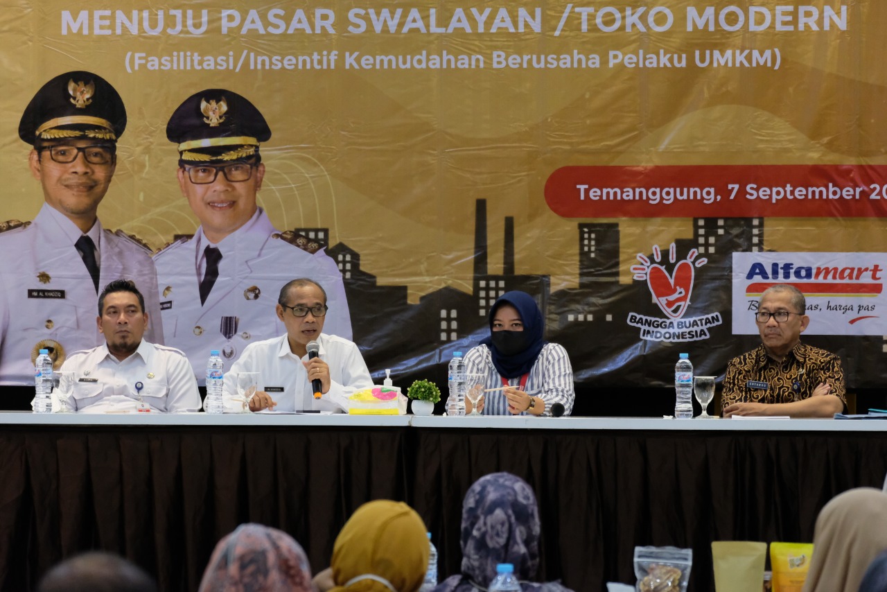 DPM Kabupaten Temanggung menggelar Sosialisasi Kurasi dan Pembinaan Produk UMKM Menuju Pasar Swalayan/Toko Modern, Rabu (7/9).