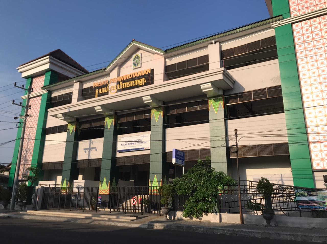 Salah satu pasar yang akan dilengkapi zona ekonomi kreatif, yakni Pasar Prawirotaman. Foto: pariwisata.jogjakota.go.id