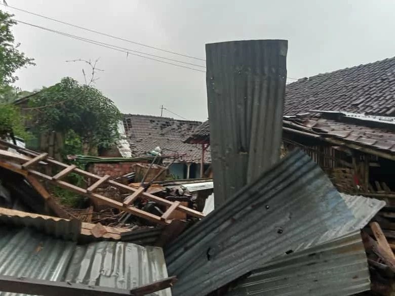 Dampak bencana alam pada musim hujan. (Foto: instagram.com/pemkabtmg)