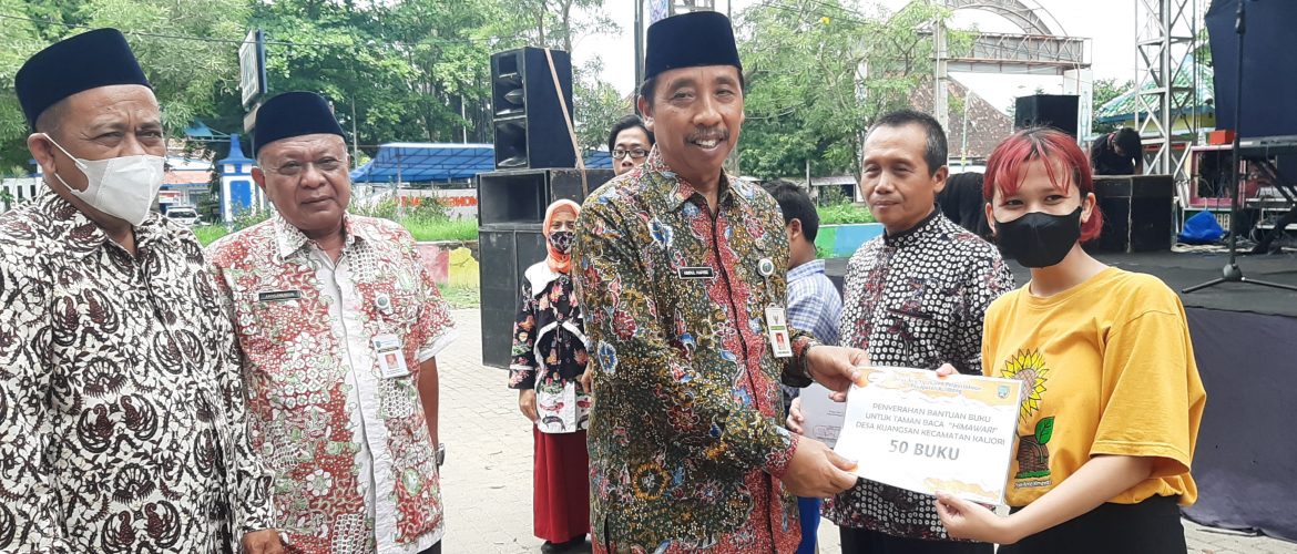 Bupati Rembang, Abdul Hafidz, saat menghadiri Konser Literasi, Rabu (19/10). Sumber: rembangkab.go.id