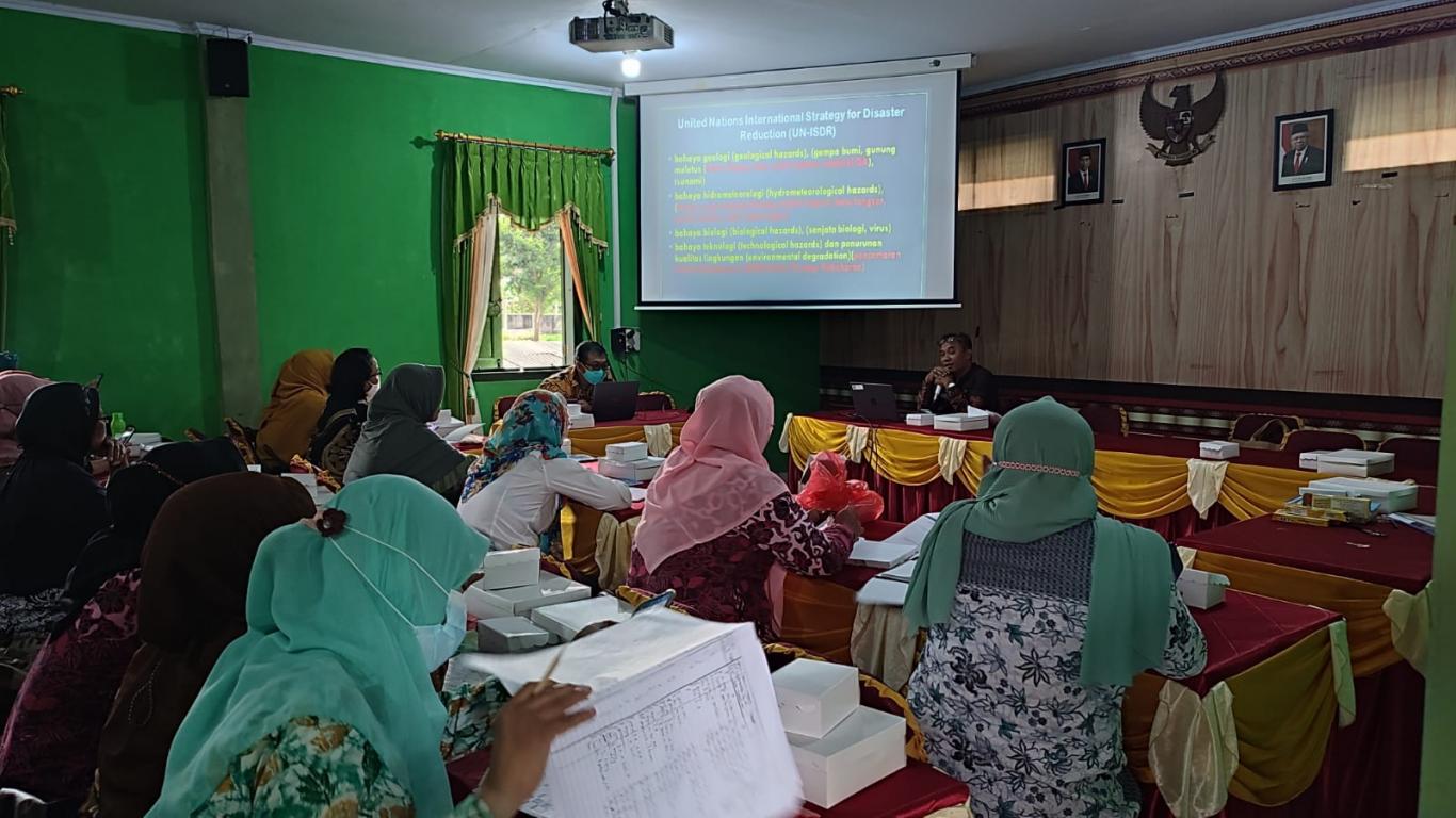 Pelatihan Penanggulangan Penderita Gawat Darurat kepada TP Penggerak PKK Wukirsari, Sleman. Foto: wukirsarisid.slemankab.go.id