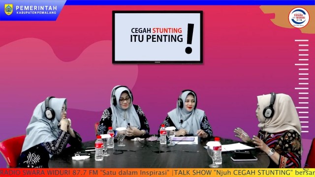 Ketua TP PKK Pemalang, Shanti Rosalia saat menjelaskan program pencegahan stunting di talkshow LPPL Radio Swara Widuri. Sumber foto: pemalangkab.go.id