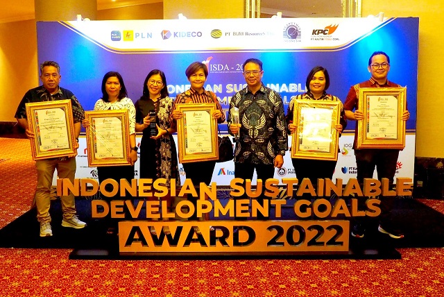 PT Agincourt Resources (PTAR) meraih 10 penghargaan dalam Indonesia Sustainable Development Goals Award (ISDA) 2022. Foto: Dok. PTAR