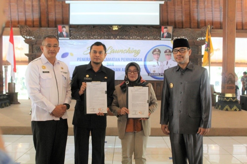 Peresmian kecamatan penyangga dan loket desa pelayanan administrasi kependudukan. Sumber: temanggungkab.go.id