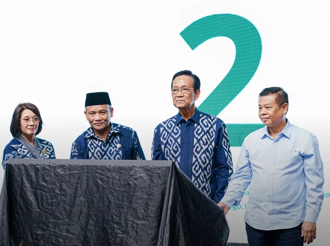 Gubernur DIY, Kepala Diskopukm DIY beserta jajaran pada Festival Teras Malioboro. Foto: @diskopukm.diy