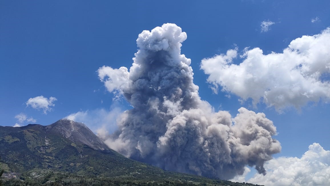 Erupsi Gunung Merapi Beberapa Waktu Lalu. Sumber Foto: bnpb.go.id