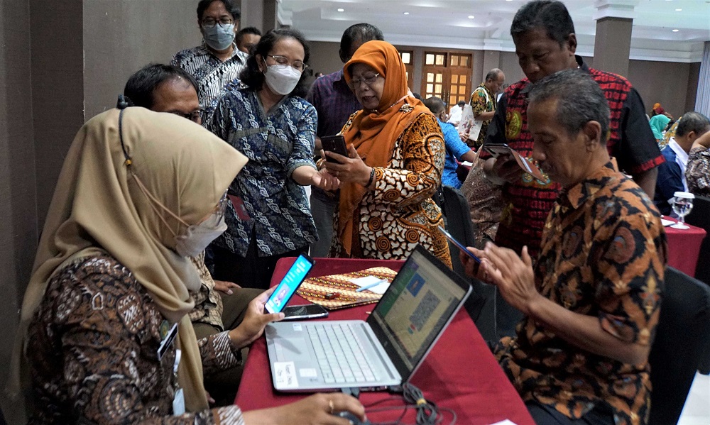 Kepala Dindukcapil beserta Jajaran saat Sosialisasi Identitas Kependudukan Digital (IKD). Foto: jogjakota.go.id 