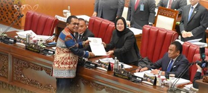 Rapat Paripurna DPR RI Ke-29 Masa Sidang V Tahun 2022-2023 sahkan RUU Kesehatan menjadi undang-undang. Foto: instagram @dpr.go.id