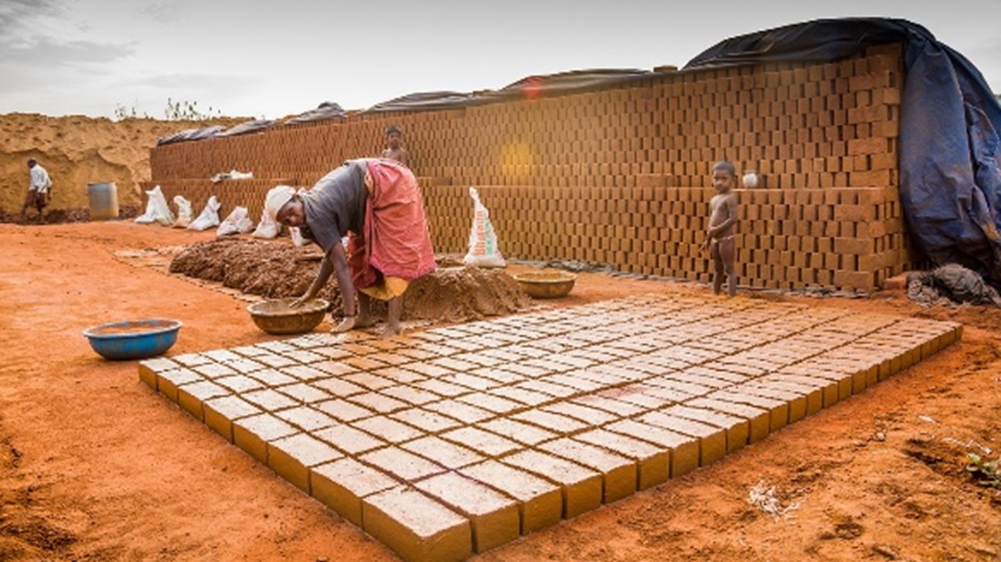 Ilustrasi buruh perempuan. Foto: pixabay.com