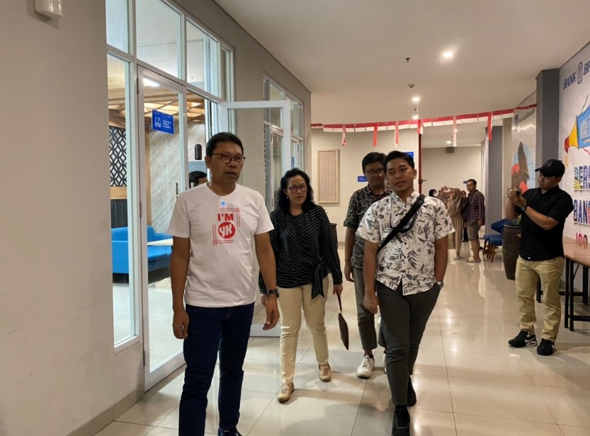 Pj Walkot Yogyakarta Tinjau Ruang Ekraf di Pasar Prawirotaman. Sumber Foto: warta.jogjakota.go.id