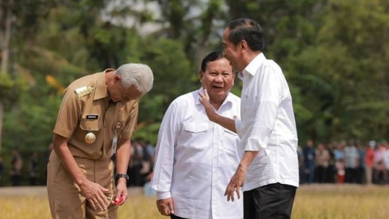 Bacapres Ganjar Pranowo bersama Presiden Joko Widodo dan Menhan Prabowo Subianto. Foto Instagram.