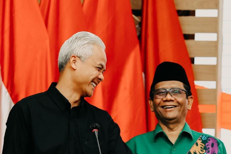Pasangan bacapres dan bacawapres Ganjar Pranowo-Mahfud MD. Foto: facebook.com/Ganjapranowo
