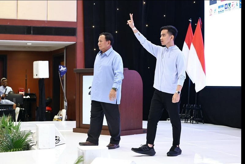 Pasangan capres-cawapres Prabowo Subianto-Gibran Rakabuming Raka menghadiri rakornas Tim Kampanye Daerah (TKD) Prabowo-Gibran seluruh Indonesia di Hotel Borobudur, Jakarta Pusat, awal Desember 2023. Foto Instagram @prabowo.