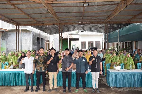 Kominfo Jatim Dorong Perempuan Jadi Agen Literasi Digital saat Gelaran Cardig di Banyuwangi