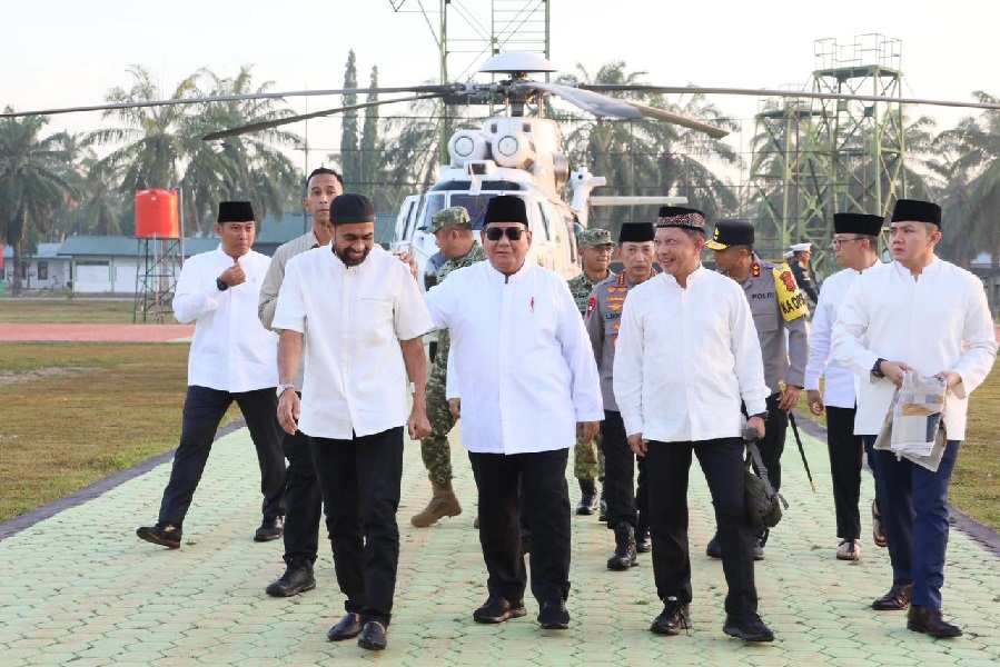 Kasatgas PRR Dampingi Presiden Prabowo Rayakan Idulfitri Bersama Masyarakat di Aceh Tamiang